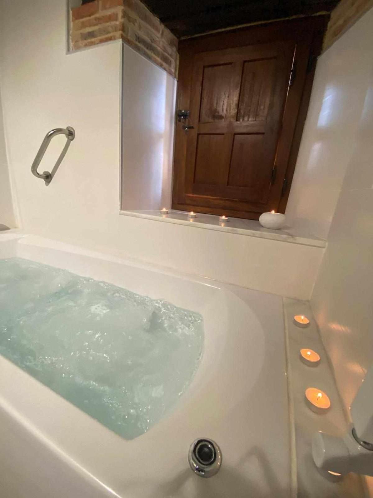 Casa Parejas La Casa De Quintanilla 1 Guest House Quintanilla las Torres Екстериор снимка